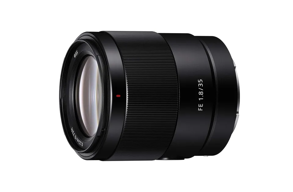 sony-sel35f18f-objetivo-fe-35mm-f1-8-prime-gran-angular-para-full-frame-y-aps-c- image 1