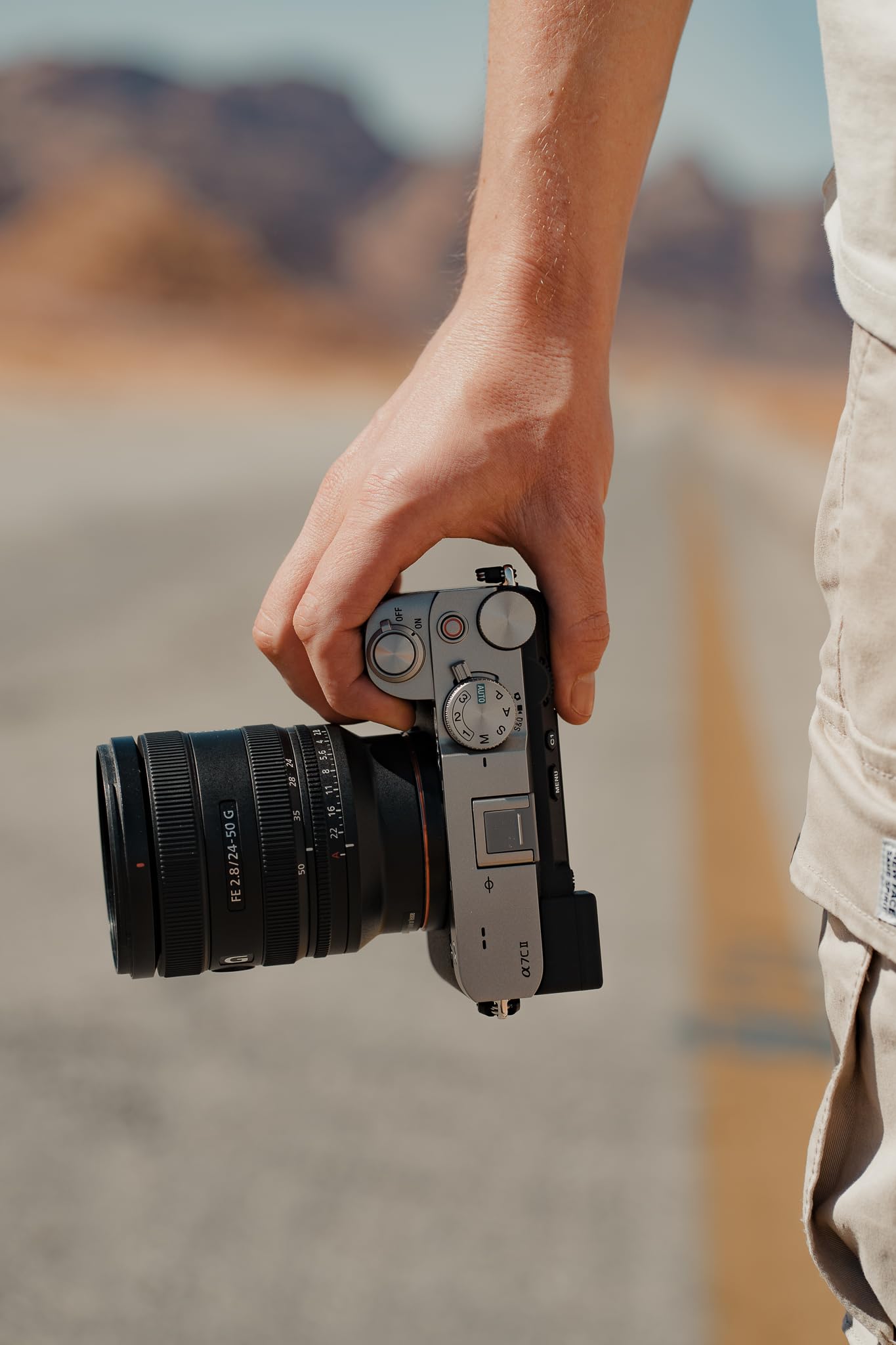 sony-sel2450g-objetivo-zoom-est-ndar-g-24-50-mm-f2-8-compacto-full-frame-con-res image 3