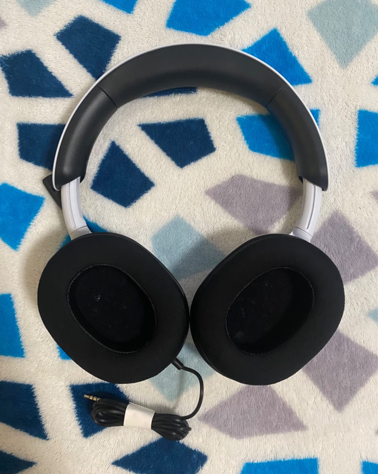 Buen sonido pero algo justos